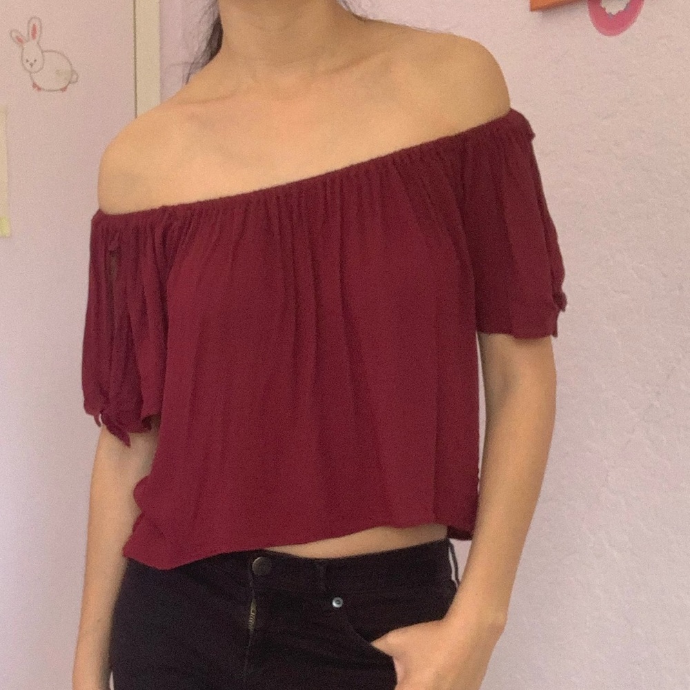 Blue Life Maroon Crop Top size XS